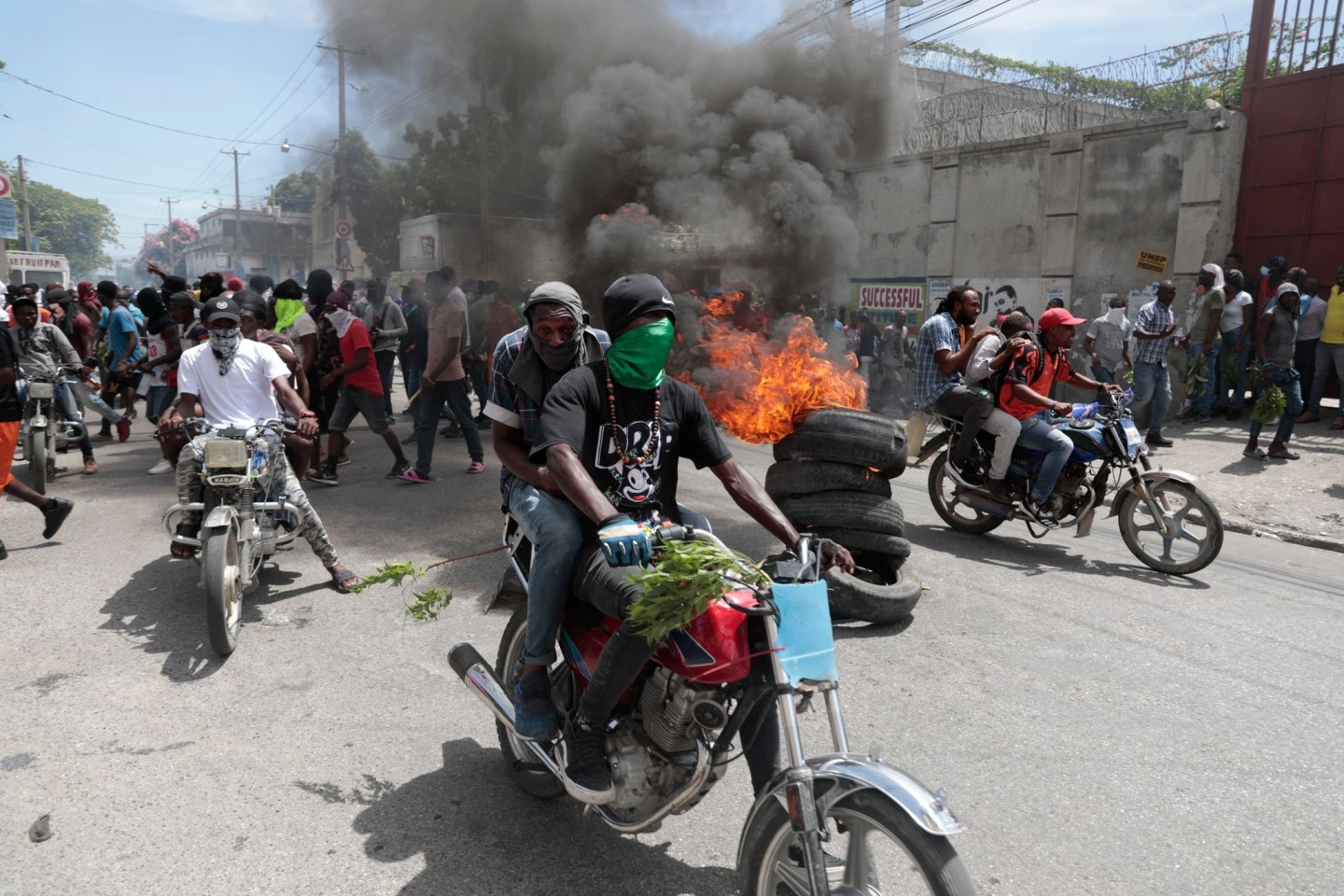 Die Gewalt verschärft die prekäre Versorgungslage in Haiti.
