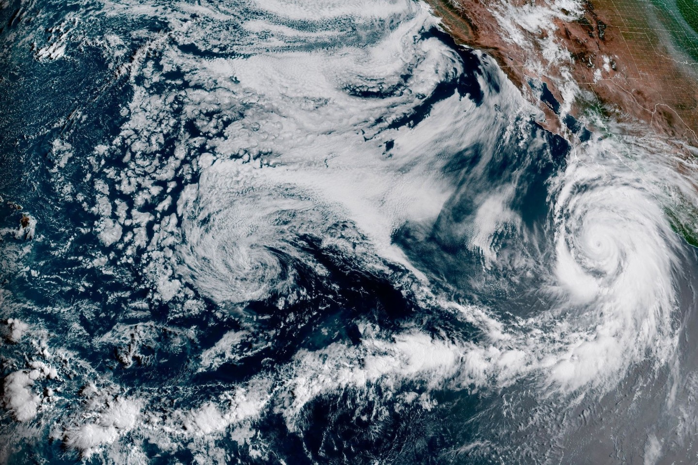 Der Pazifik-Hurrikan «Hilary» hat sich zu einem Sturm der Kategorie vier von fünf verstärkt.