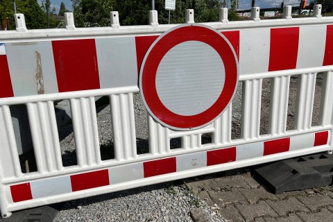 Fahrbahn wird saniert: Kurze Vollsperrung auf der Altenderner Straße ab Donnerstag